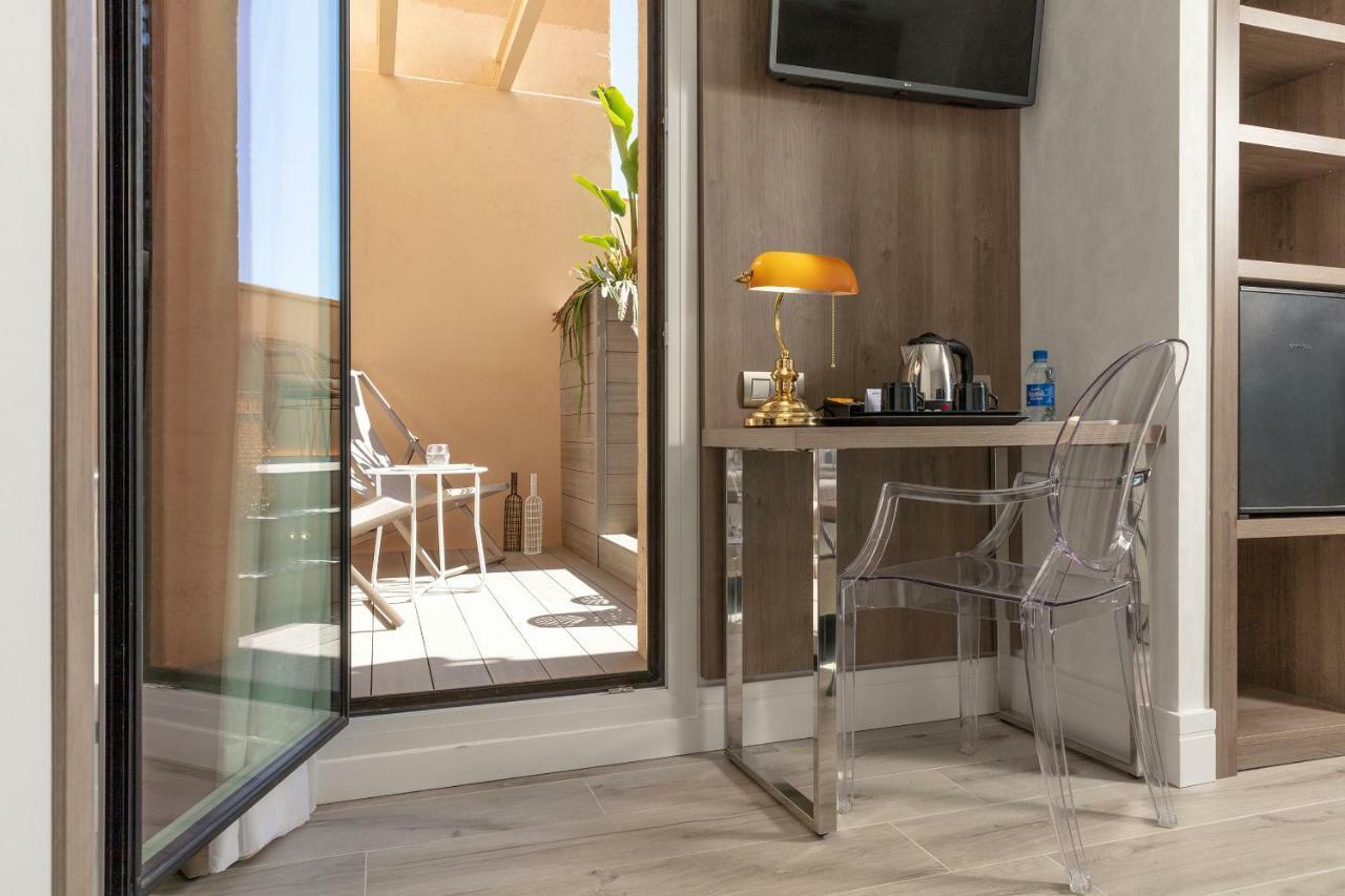 Oasis 2* Barcelone